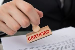 Concurso obrigatório para tradutor público e intérprete comercial