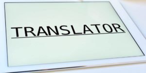 Tradução simultânea facilita comunicação - Por Korn Traduções