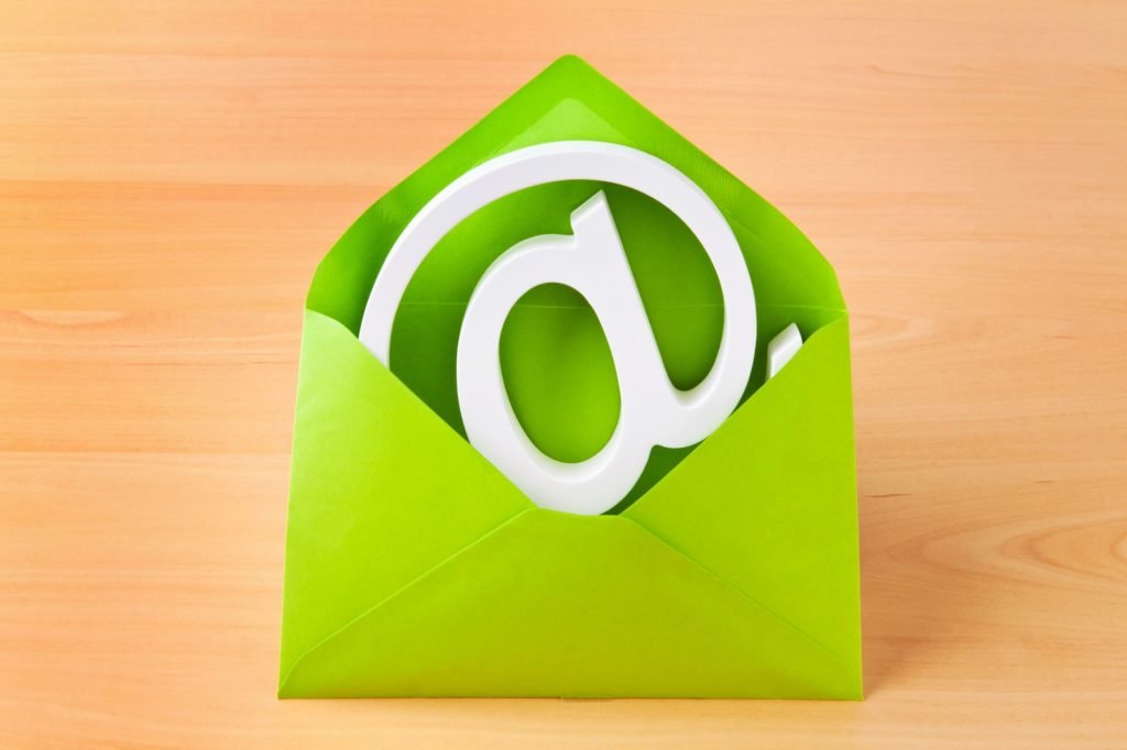 Convenções de e-mails em inglês - Por Korn Traduções